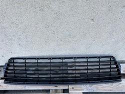 Решітка середня перед бампер citroen c3 picasso фото №1