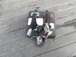 Dacia duster ii рестайлинг 2023 1,0 tce модуль блок управления emm2 231a05413r оригинал фото №1