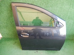Двері праві перед dacia duster ii рестайлінг 2023 фото №1