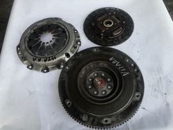 Suzuki vitara iii 1,6 b колесо двомасовий зчеплення фото №1