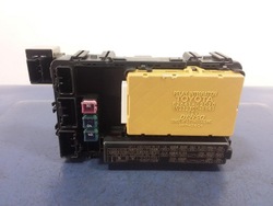 Corolla e12 коробка предохранителей 82611-02010 фото №1