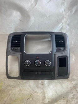 Dodge ram 09- панель кондиціонера рамка usa фото №1