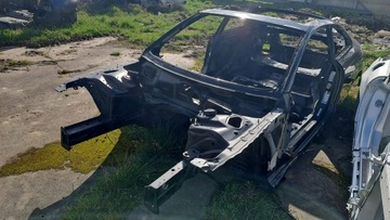 Audi rs5 8t обшивка чверть лівий перед ліва передня фото №1