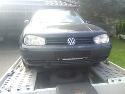 Vw golf 4 iv капот синя la5g фото №1