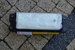 Air bag повітряна подушка пасажира 8u0880204a q3 фото №1