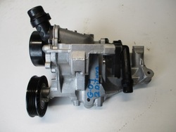 Насос воды bmw x3 g01 2,0it hyb 8650987 фото №1