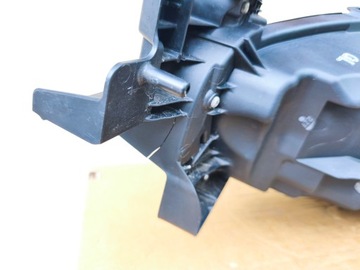 Mazda 6 лампа правая перед передняя фара фото №1