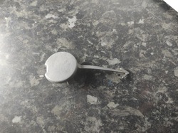 Заглушка бампера volkswagen caddy mk3 2k0807441a фото №1