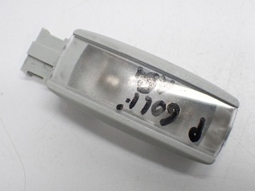 Лампа інтер'єру кабіни оригінал 1k0947109 vw golf vii 15r фото №1