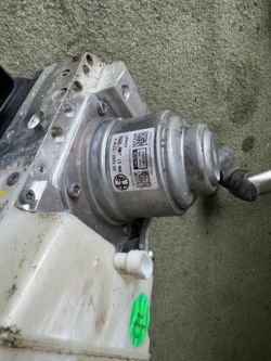 Alfa romeo giulia насос abs 28.5541-1053 eu фото №1