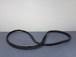 Mercedes glc w253 прокладка дверь правая перед фото №1