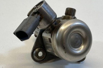 Насос топлива bmw 7 f01, f02 7595339 4.4l бензин 2011 фото №1