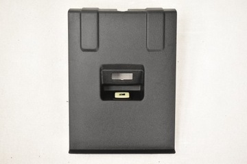 Tesla s вимикач кнопка відкривання задньої кришки фото №1