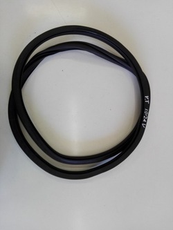 Seat ibiza 6f v 17- прокладка двері права задня зад 6f0867368b фото №1