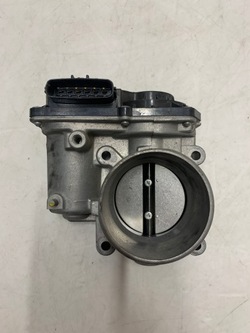 Дросельна заслінка mazda cx3 cx5 2.0b фото №1