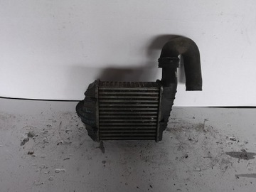 Passat b5 fl интеркулер левый 2,5tdi 3b0145805j фото №1