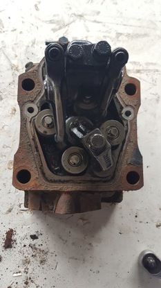 Головка клапанов двигатель mercedes actros mp 2 3 фото №1