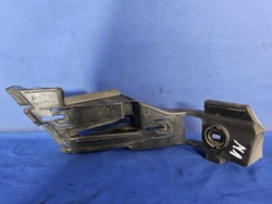 Ковзун бампера лівий зад vw golf v фото №1