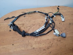 Установка двері праві перед rav4 фото №1