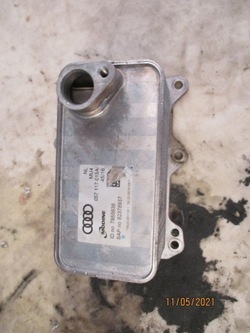 Радіаторів масла sq7 cza 4,0 tdi 057117015a фото №1