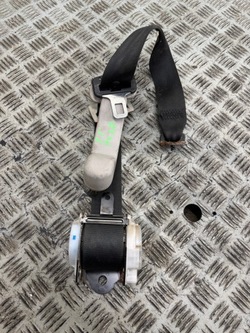 Pas безпеки правий зад 3d mitsubishi pajero 4 iv 3.2 07r- фото №1