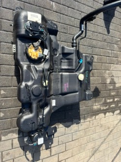 Бак пального renault espace v jr_ 172026680r 1.6l дизель 118kw 2016 фото №1