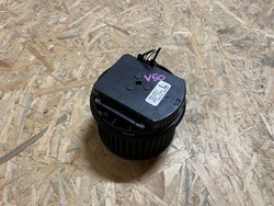 Воздуходувка вентилятор нагревателя volvo v50 4m5h-18456-cc фото №1