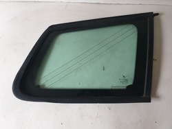 Скло кузовна праві зад saab 9-3 універсал фото №1