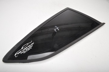 Ford fiesta mk7 скло права задня фото №1