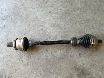 Volvo xc60 ii recharge плагін піввісь ліва права задня фото №1