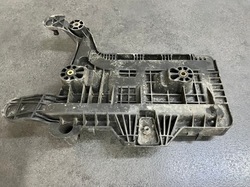 Основа акумулятора volkswagen golf v 1k0915333c фото №1