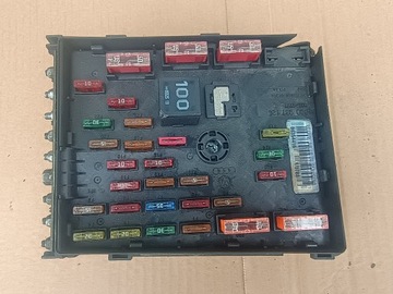 Коробка предохранителей 3c0937125 vw passat b6 фото №1