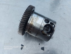 Насос масла vito sprinter 2.2 cdi a6511810312 фото №1