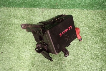 Коробка предохранителей maserati levante 2017 фото №1