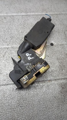 Замок правые перед mitsubishi space star 01r 1.9did фото №1