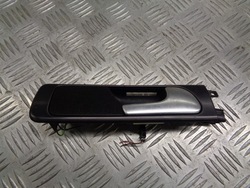 Ручка права задня внутрішня audi a6 c5 фото №1