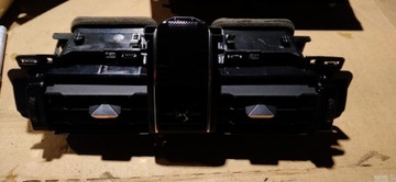 Citroen ds7 решітка повітропровід середня 98163051dx фото №1