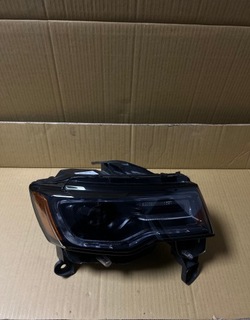 Jeep grand cherokee wk2 лампа повний led ліва фото №1