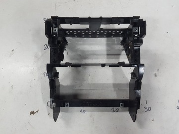 Audi a4 b7 04-07r cabrio рамка радио 2 din фото №1