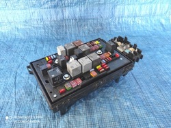 Коробка передач предохранителей opel astra j фото №1