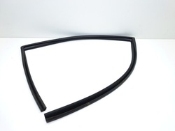 Kia sportage iv рестайлінг прокладка скла двері зад права фото №1