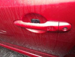 Ручка ліва передня зовнішня renault megane фото №1