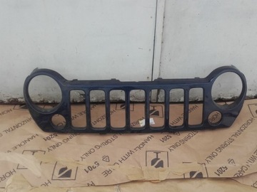 Решітка решітка радіатора jeep cherokee kj liberty evv6697 фото №1