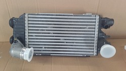 Hyundai tucson iv інтеркулер фото №1