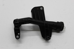 Mercedes w222 штуцер води a2762002052 фото №1