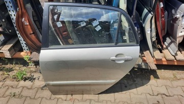 Дверь левый зад toyota corolla e12 05r hb фото №1