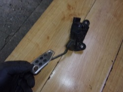 Suzuki swift mk6 педаль газу потенціометр фото №1