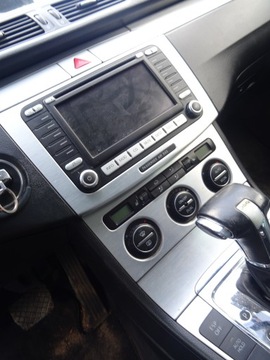 Радио cd навигация заводская vw passat b6 фото №1