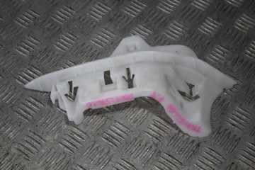 Ковзун бампера правий зад traveller 9808257680 фото №1