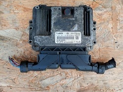 Блок керування двигуна комп'ютер alfa romeo 159 1.9 0281013138 фото №1